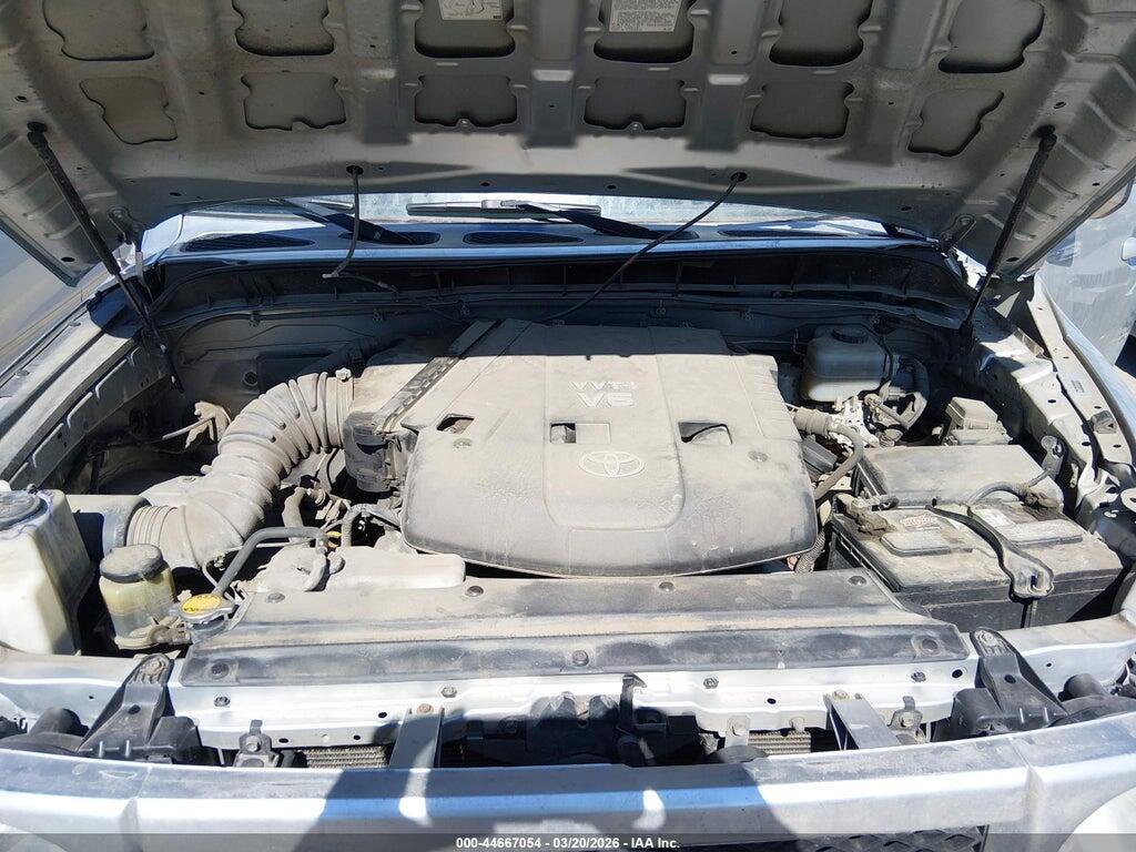 JTEBU11F270073379 2007 TOYOTA FJ CRUISER photo no. 10