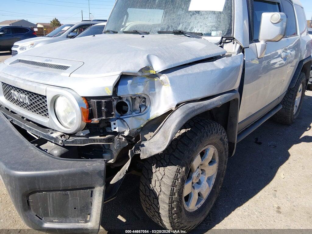 JTEBU11F270073379 2007 TOYOTA FJ CRUISER photo no. 6
