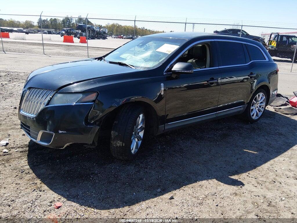 2LMHJ5AR8ABJ22762 2010 LINCOLN MKT photo no. 2