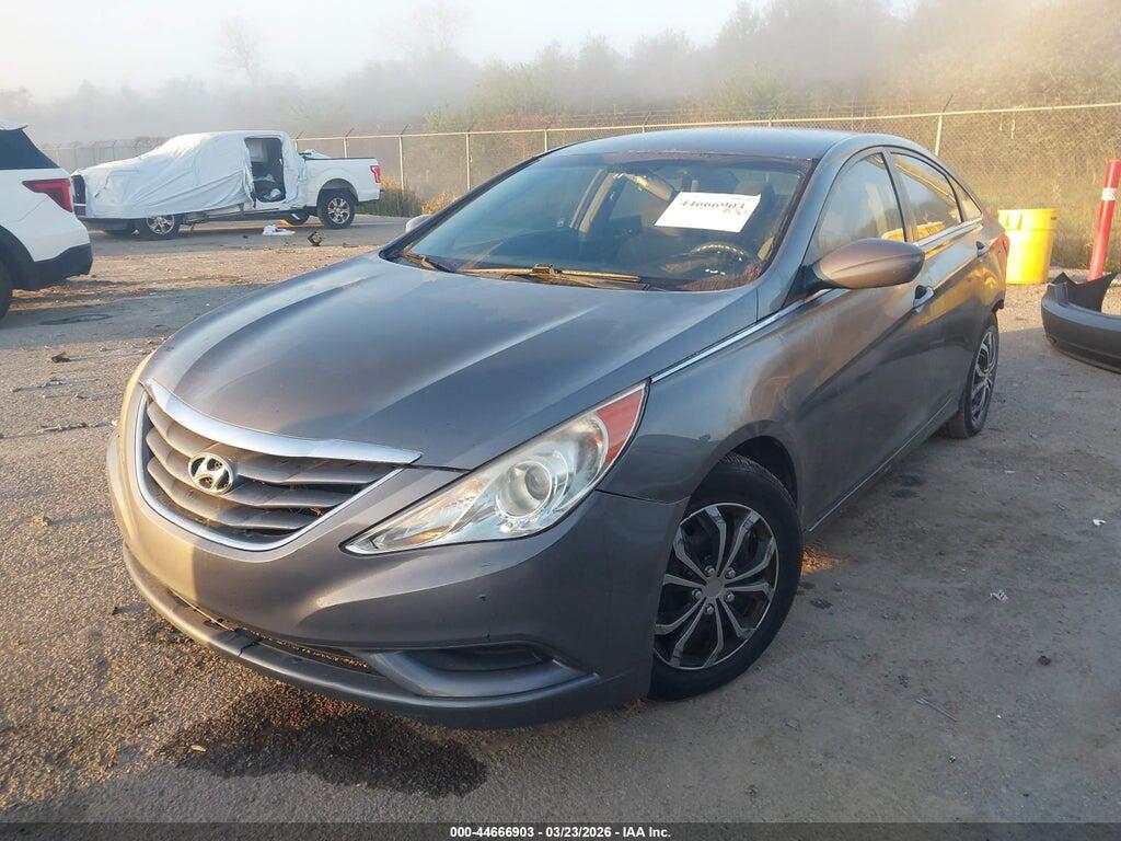 5NPEB4AC1BH226263 2011 HYUNDAI SONATA photo no. 2