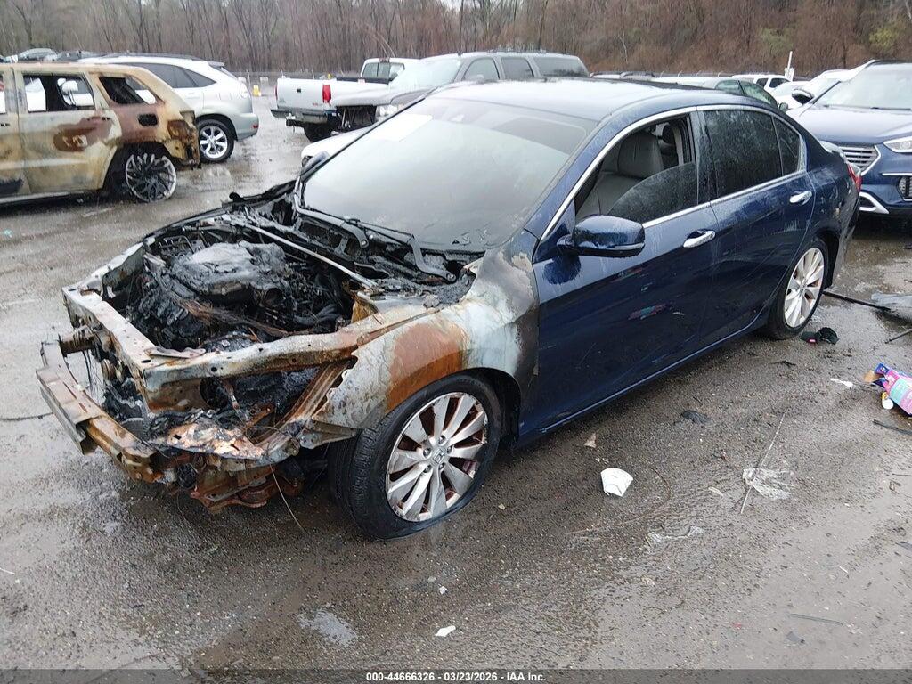 1HGCR3F82FA007604 2015 HONDA ACCORD photo no. 2