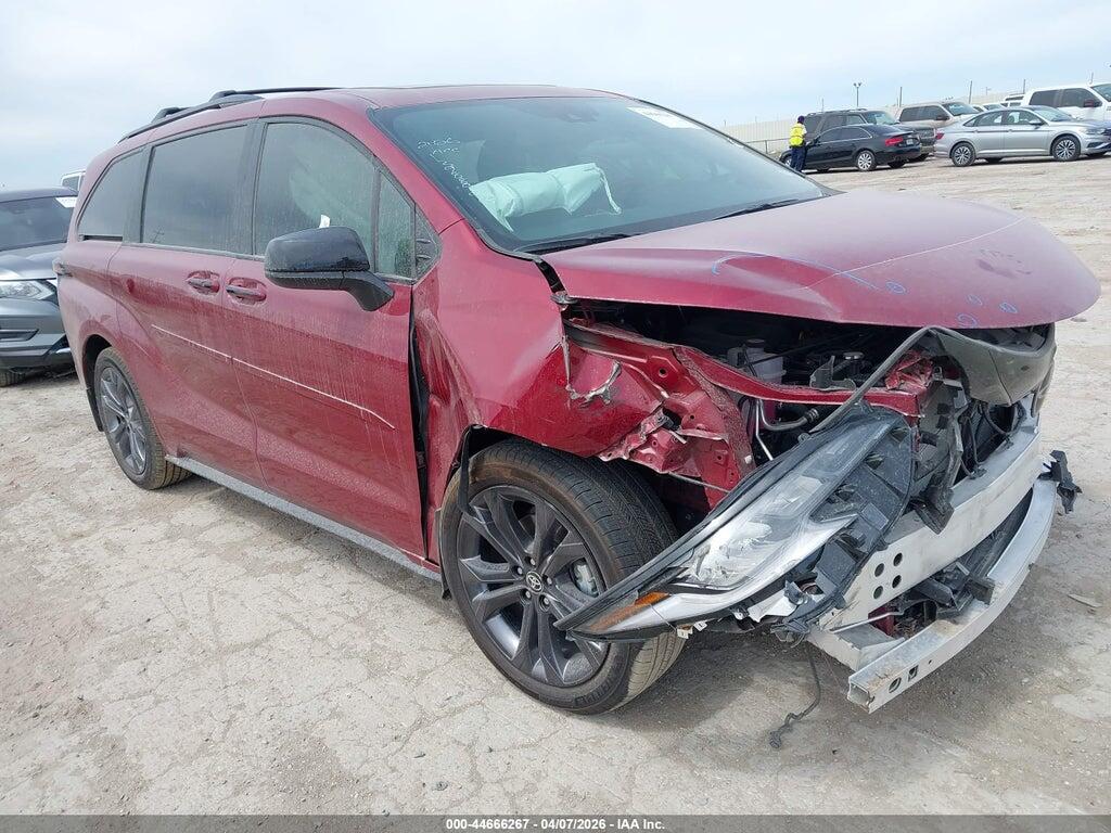 5TDXRKEC7TS298924 2026 TOYOTA SIENNA photo no. 1