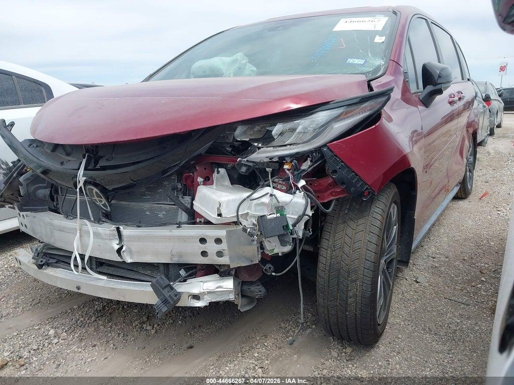 5TDXRKEC7TS298924 2026 TOYOTA SIENNA photo no. 2