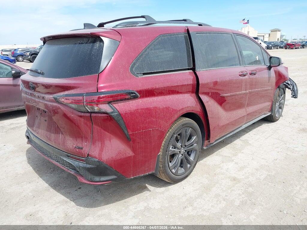 5TDXRKEC7TS298924 2026 TOYOTA SIENNA photo no. 4