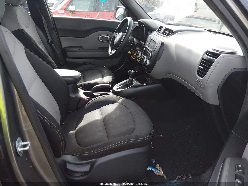 KNDJP3A58G7260949 2016 KIA SOUL photo no. 5