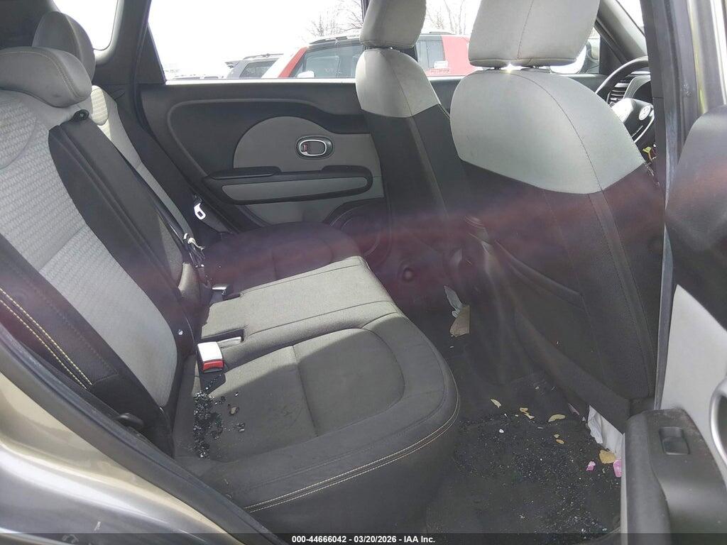 KNDJP3A58G7260949 2016 KIA SOUL photo no. 8