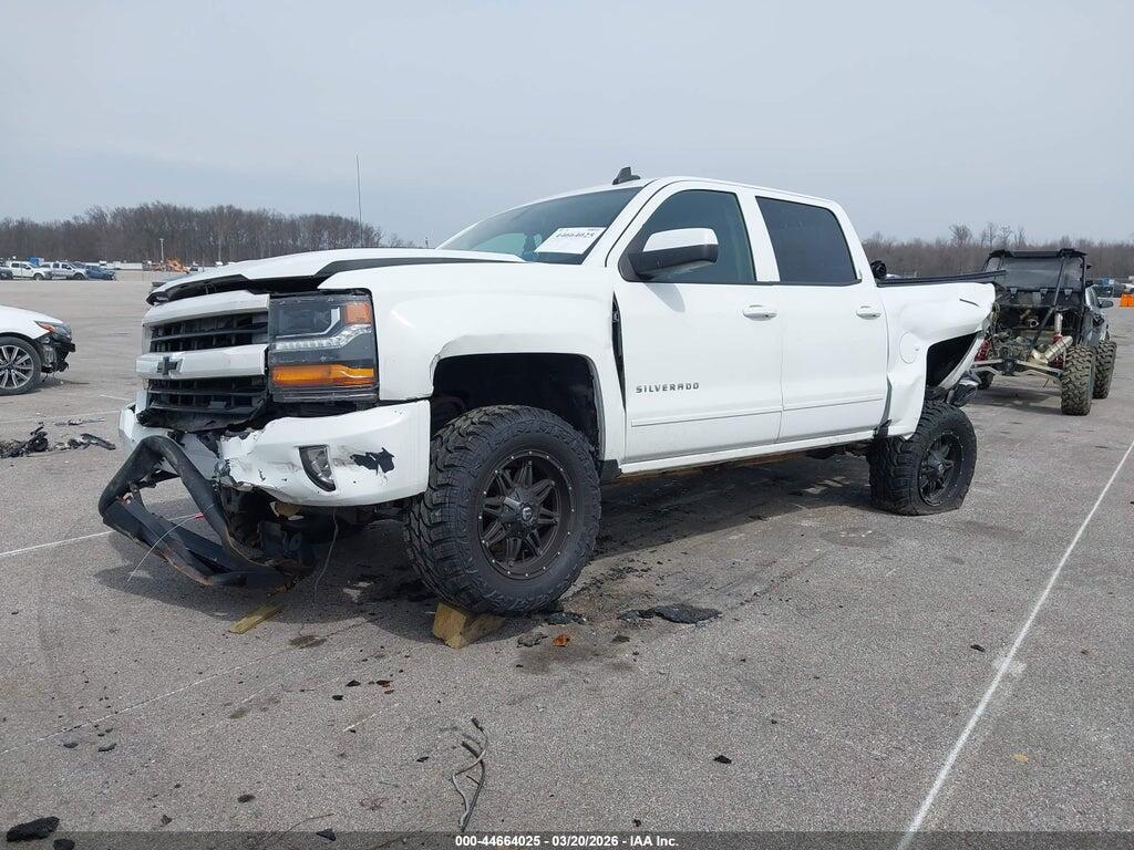 3GCUKREC8GG351134 2016 CHEVROLET SILVERADO 1500 photo no. 2