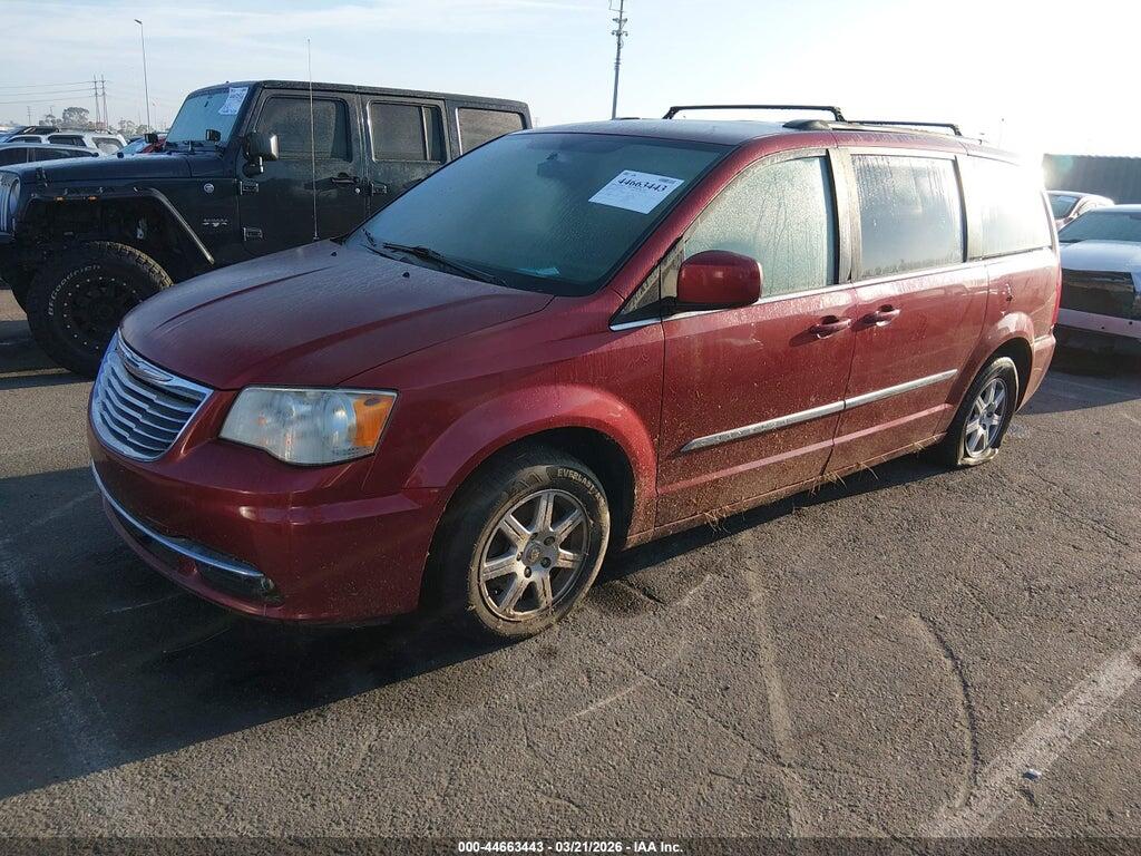 2A4RR5DG7BR746899 2011 CHRYSLER TOWN & COUNTRY photo no. 2