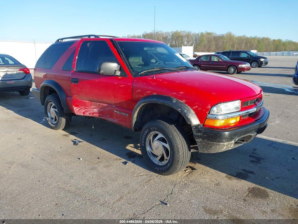1GNCT18W31K251059 2001 CHEVROLET BLAZER photo no. 1