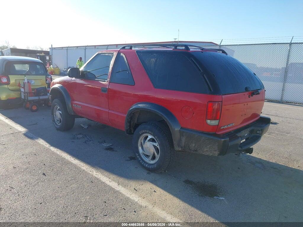 1GNCT18W31K251059 2001 CHEVROLET BLAZER photo no. 3
