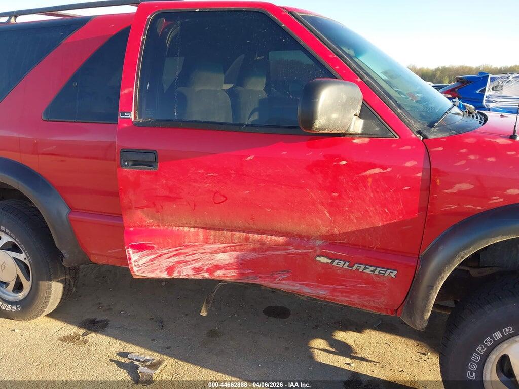 1GNCT18W31K251059 2001 CHEVROLET BLAZER photo no. 6