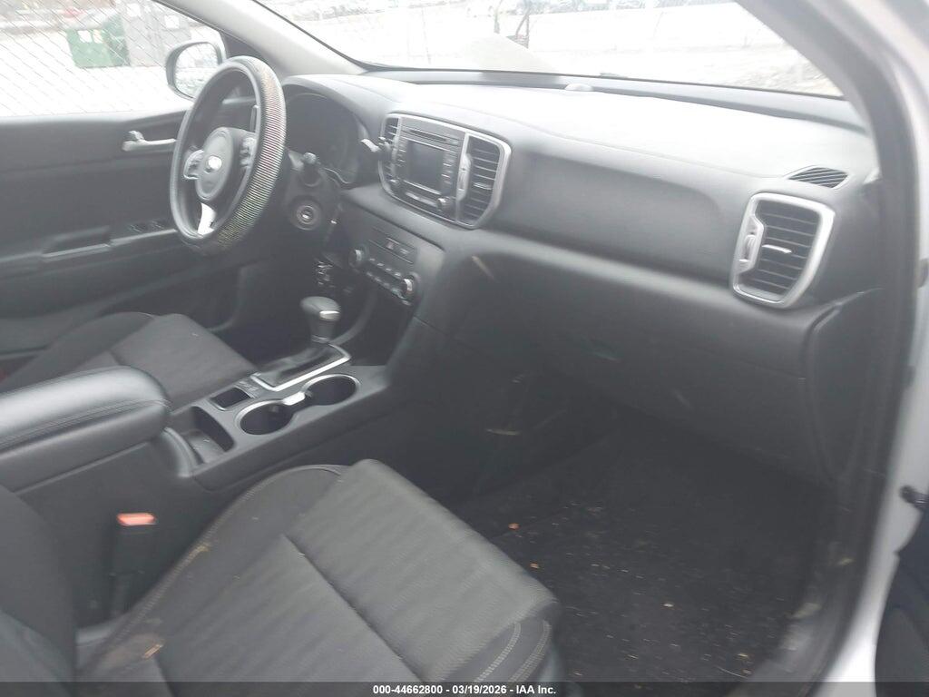 KNDPMCAC6H7288705 2017 KIA SPORTAGE photo no. 5
