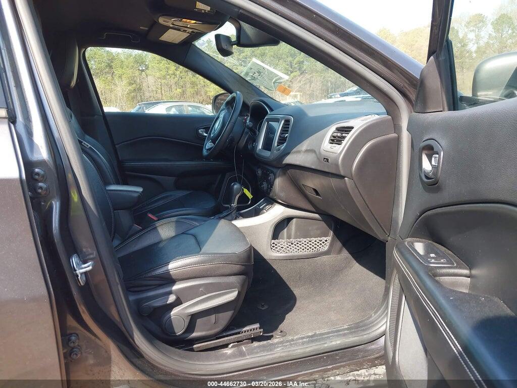 3C4NJCEB5MT581258 2021 JEEP COMPASS photo no. 5