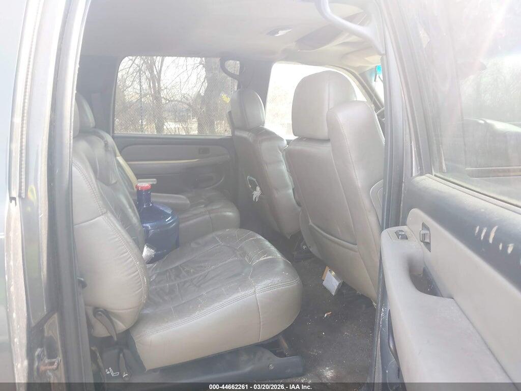 1GNFK16Z02J123933 2002 CHEVROLET SUBURBAN photo no. 8