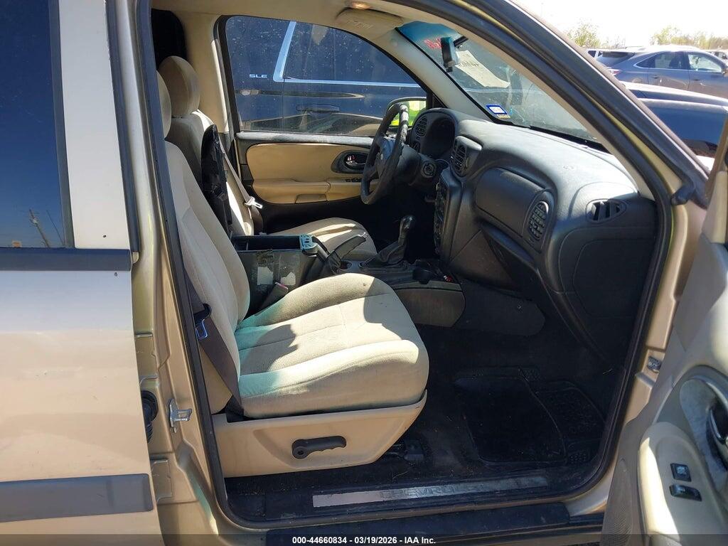 1GNDS13S052148618 2005 CHEVROLET TRAILBLAZER photo no. 5