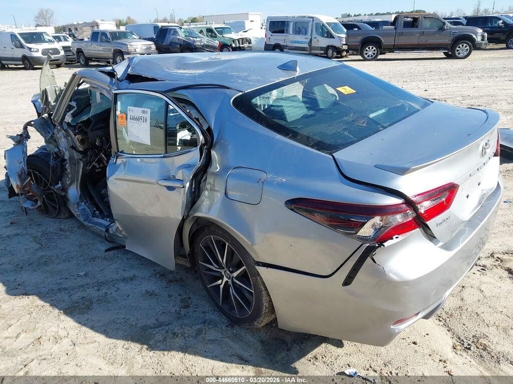 4T1G11AK8NU053297 2022 TOYOTA CAMRY photo no. 3