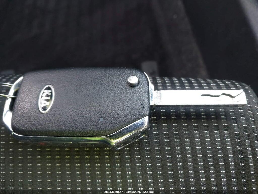 3KPF24AD7KE132213 2019 KIA FORTE photo no. 11