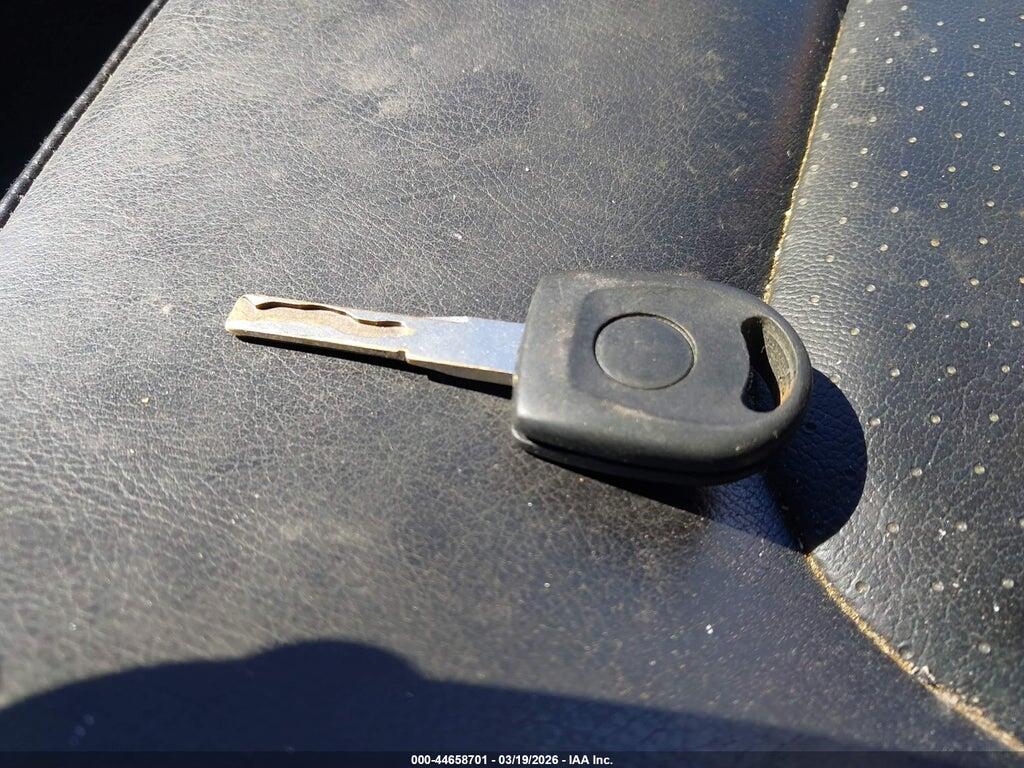 3VWCK21YX3M332131 2003 VOLKSWAGEN NEW BEETLE photo no. 11