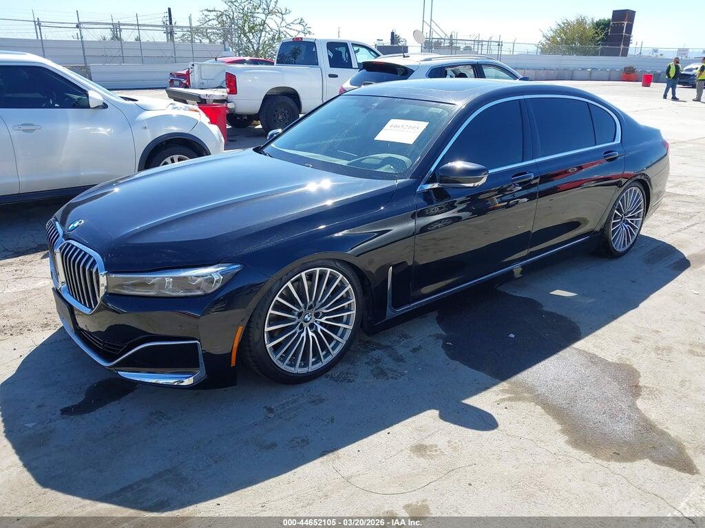 WBA7T2C07MCG11001 2021 BMW 740I photo no. 2