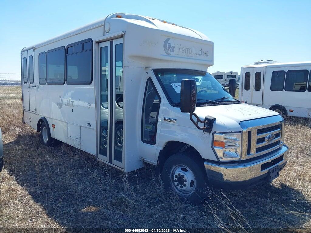 1FDFE4FS6JDC36315 2018 FORD E-450 CUTAWAY photo no. 1