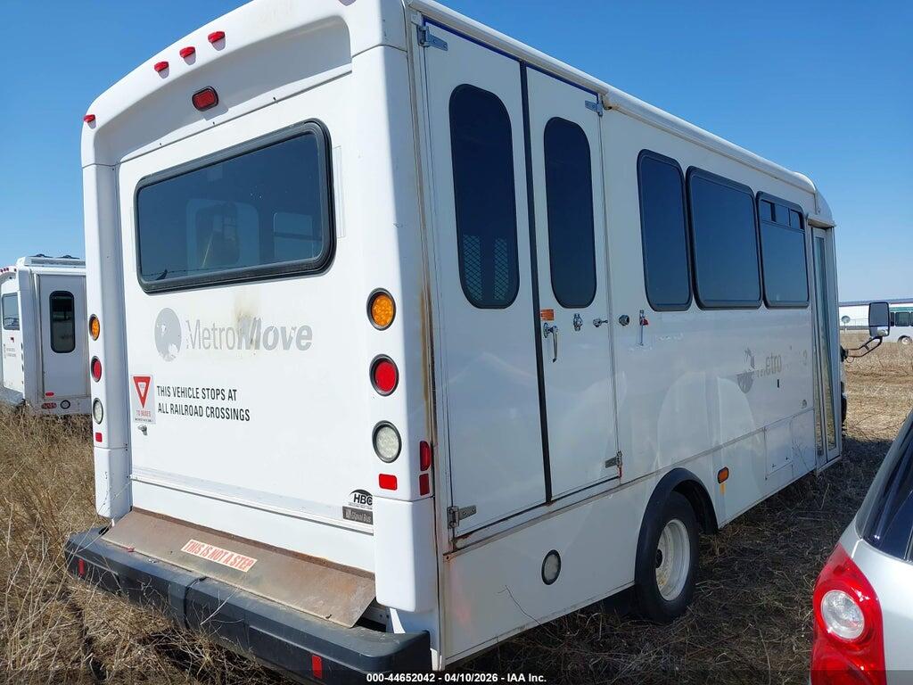 1FDFE4FS6JDC36315 2018 FORD E-450 CUTAWAY photo no. 4