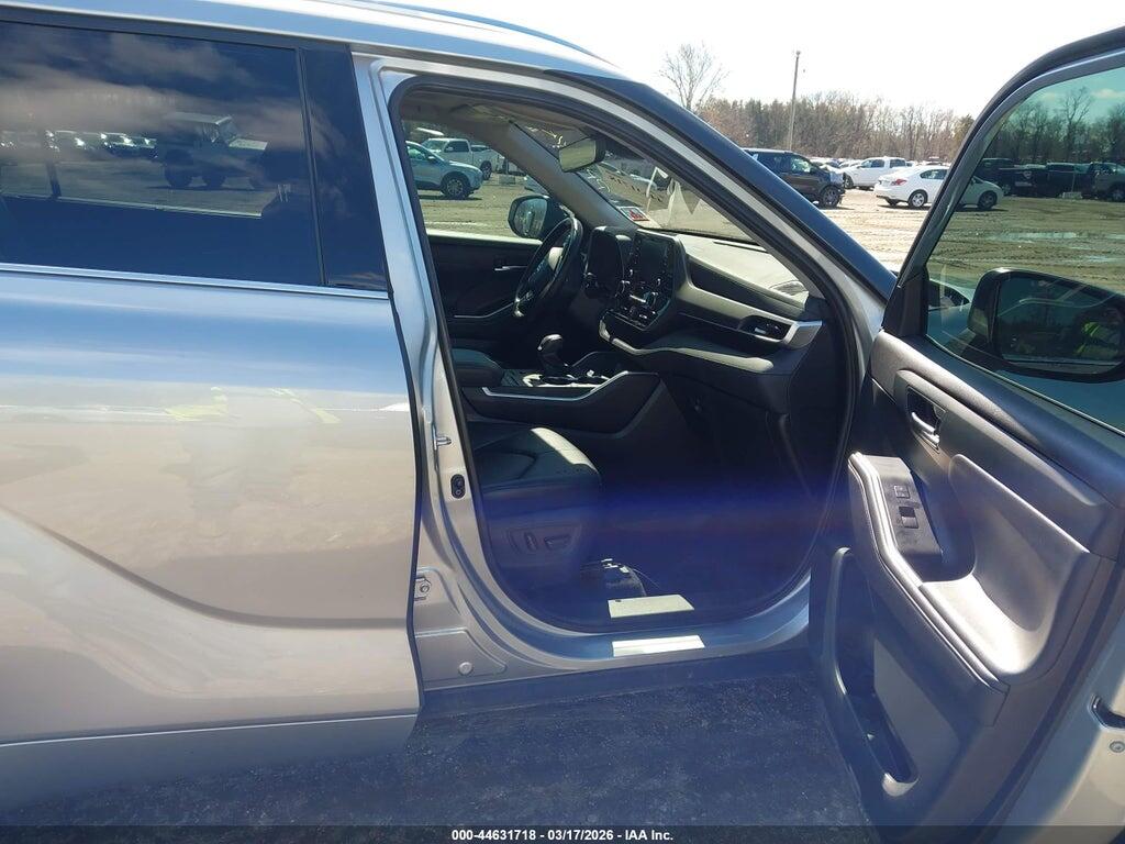 5TDGZRBH9MS145620 2021 TOYOTA HIGHLANDER photo no. 5