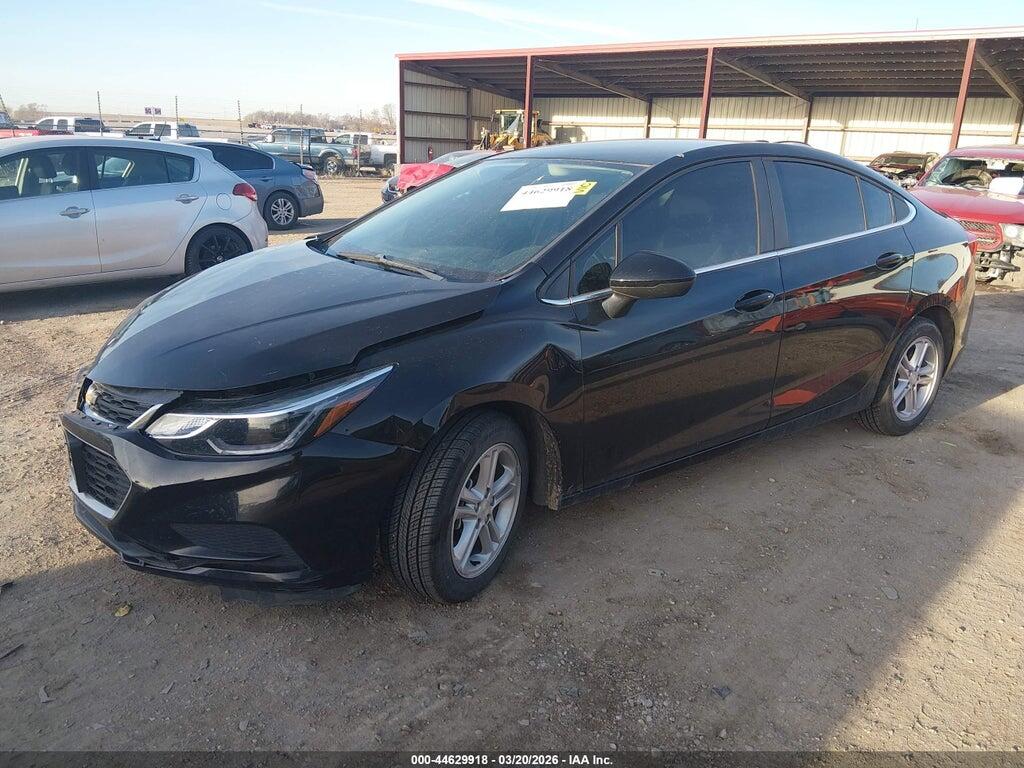 1G1BE5SM3J7187856 2018 CHEVROLET CRUZE photo no. 2