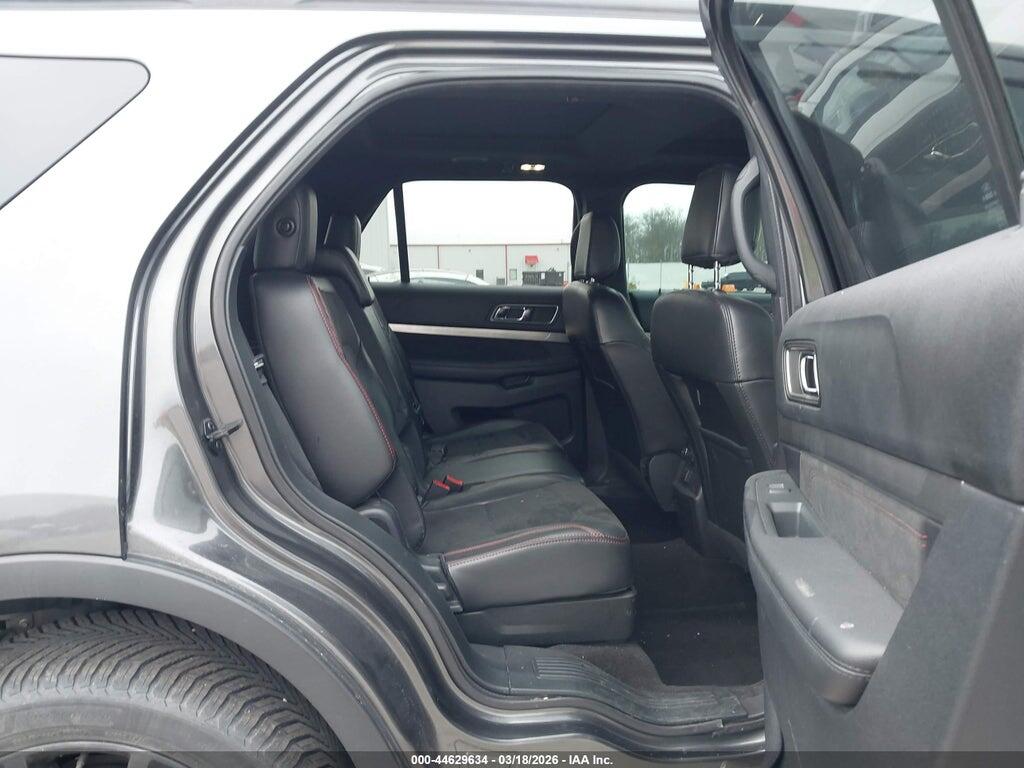 1FM5K8D8XJGC67620 2018 FORD EXPLORER photo no. 8
