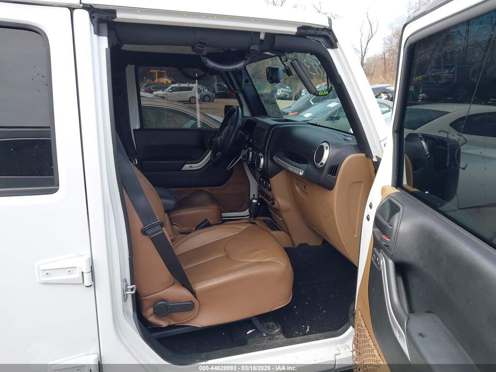 1C4HJWEG8HL712663 2017 JEEP WRANGLER UNLIMITED photo no. 5