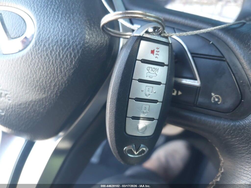 JN1EV7EK2HM360534 2017 INFINITI Q60 photo no. 11