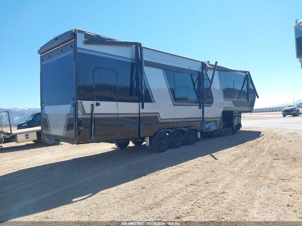 7T0FG3839SB001966 2025 BRINKLEY RV OTHER photo no. 2