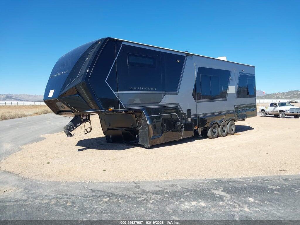 7T0FG3839SB001966 2025 BRINKLEY RV OTHER photo no. 4