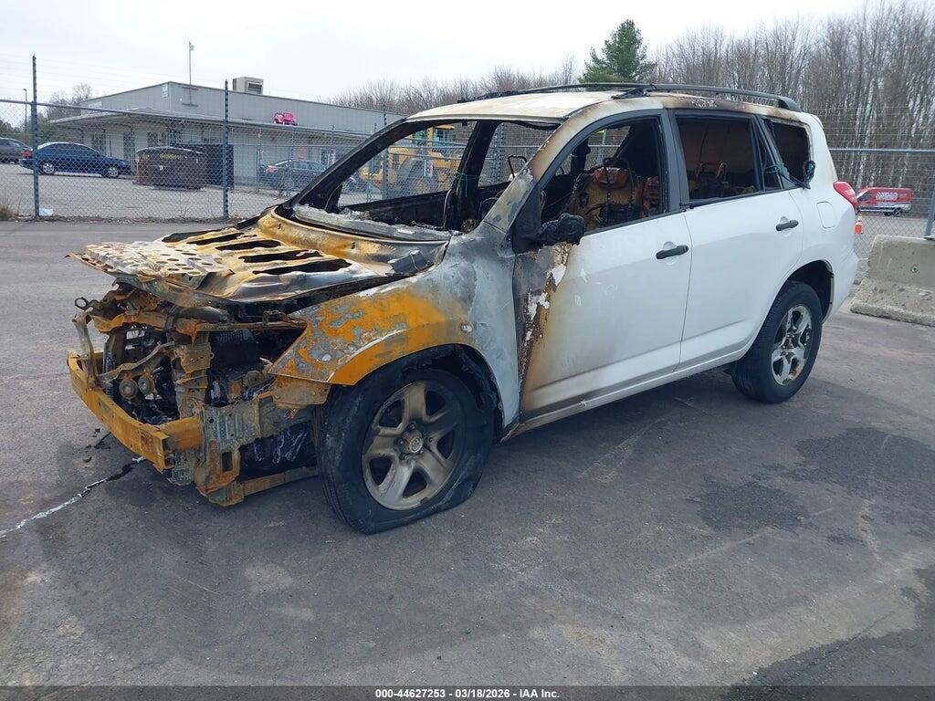 2T3ZF4DVXAW041669 2010 TOYOTA RAV4 photo no. 2