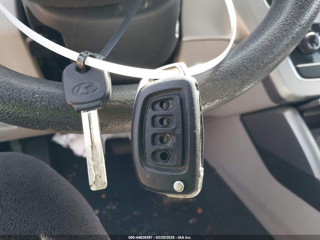 5NPE24AF7FH245805 2015 HYUNDAI SONATA photo no. 11