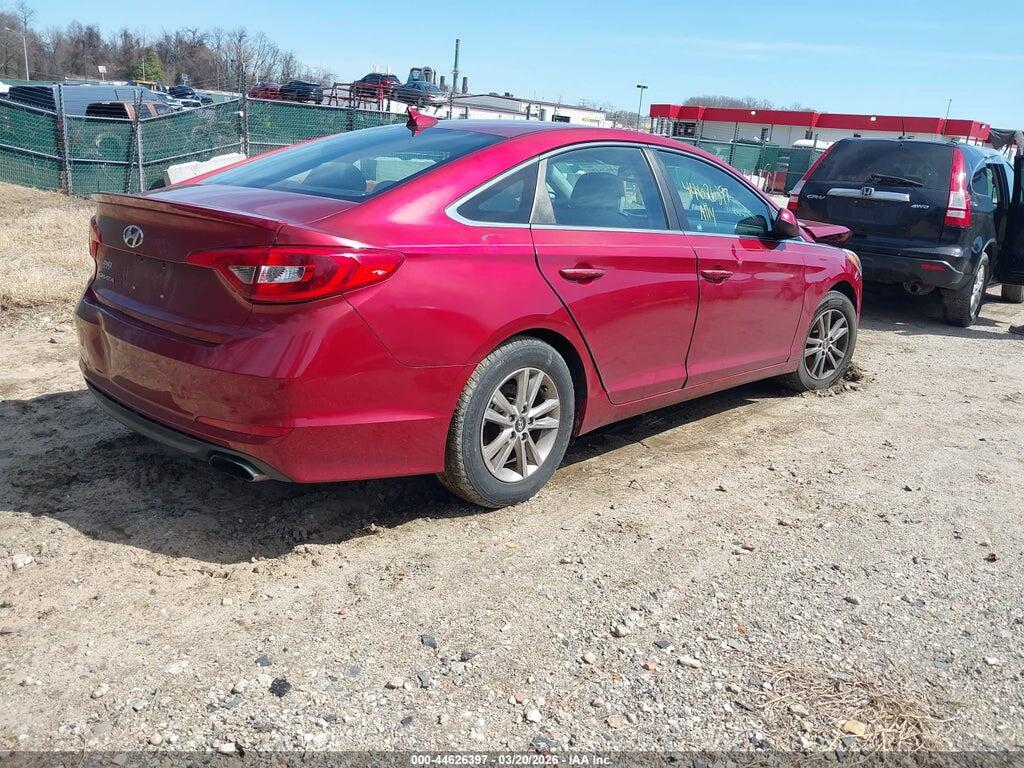 5NPE24AF7FH245805 2015 HYUNDAI SONATA photo no. 4