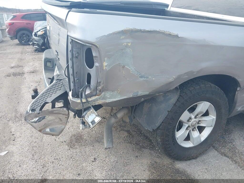 1C6RR7LG5MS543747 2021 RAM 1500 CLASSIC photo no. 12