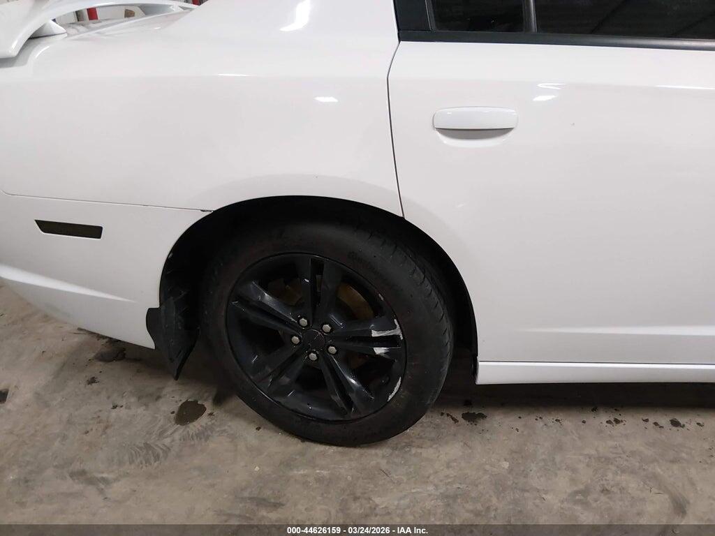 2B3CM5CT6BH521874 2011 DODGE CHARGER photo no. 6