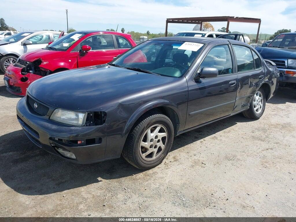 JN1CA21D1TT717052 1996 NISSAN MAXIMA photo no. 2