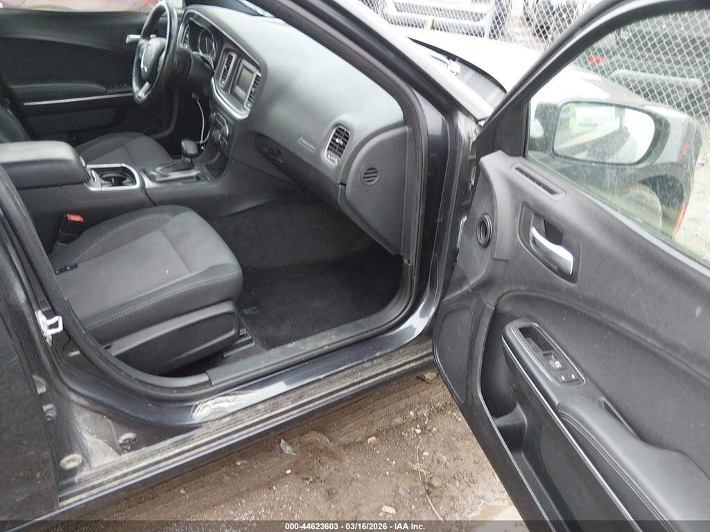 2C3CDXBGXGH199010 2016 DODGE CHARGER photo no. 5