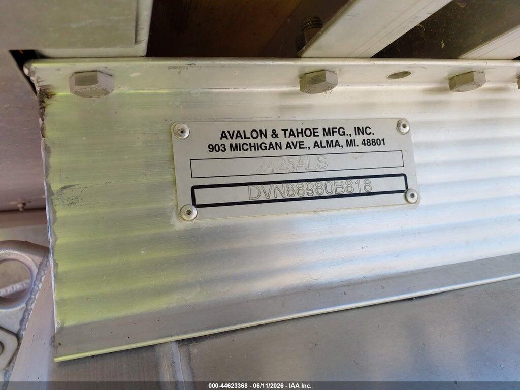 00000DVN88980B818 2018 AVALON OTHER photo no. 9