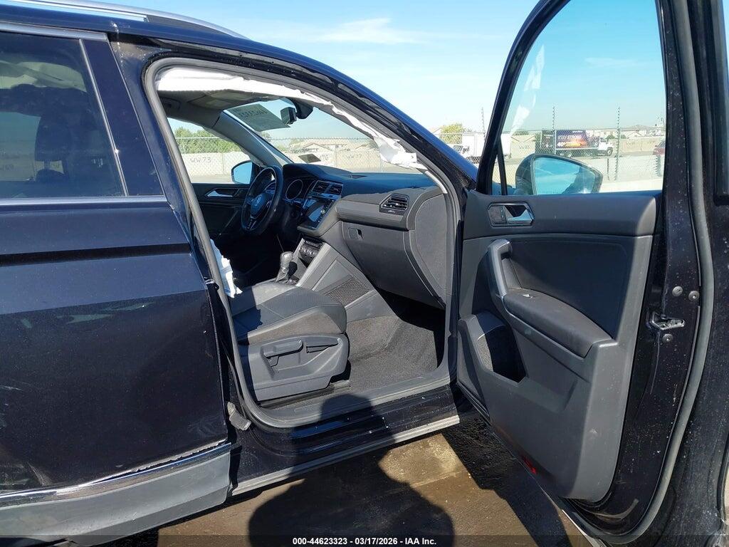 3VV3B7AX1JM161954 2018 VOLKSWAGEN TIGUAN photo no. 5