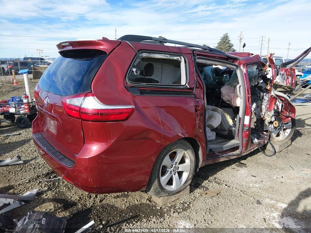 5TDKZ3DC5JS939597 2018 TOYOTA SIENNA photo no. 4