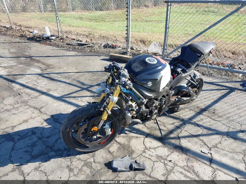 JS1GR7MA1G2100472 2016 SUZUKI GSX-R750 photo no. 2