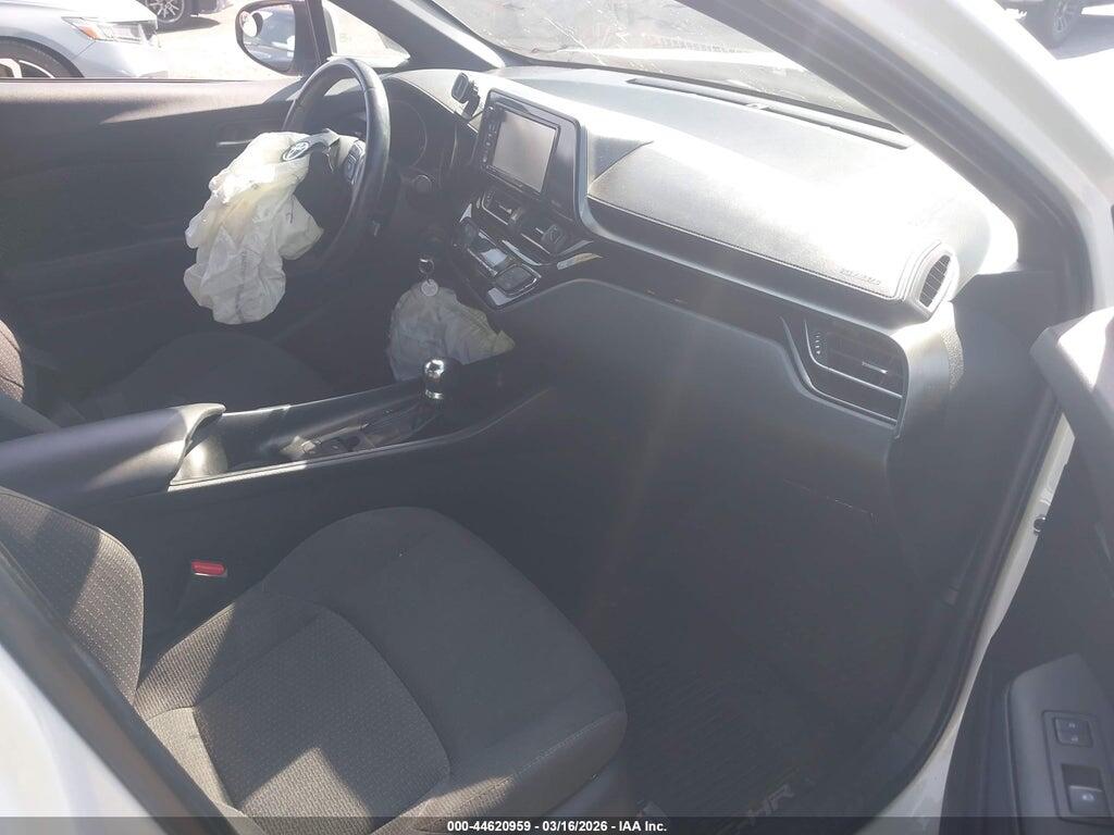 NMTKHMBX3JR056417 2018 TOYOTA C-HR photo no. 5