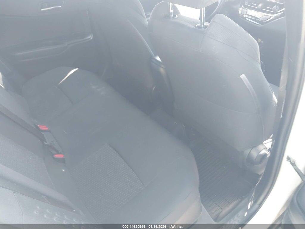 NMTKHMBX3JR056417 2018 TOYOTA C-HR photo no. 8