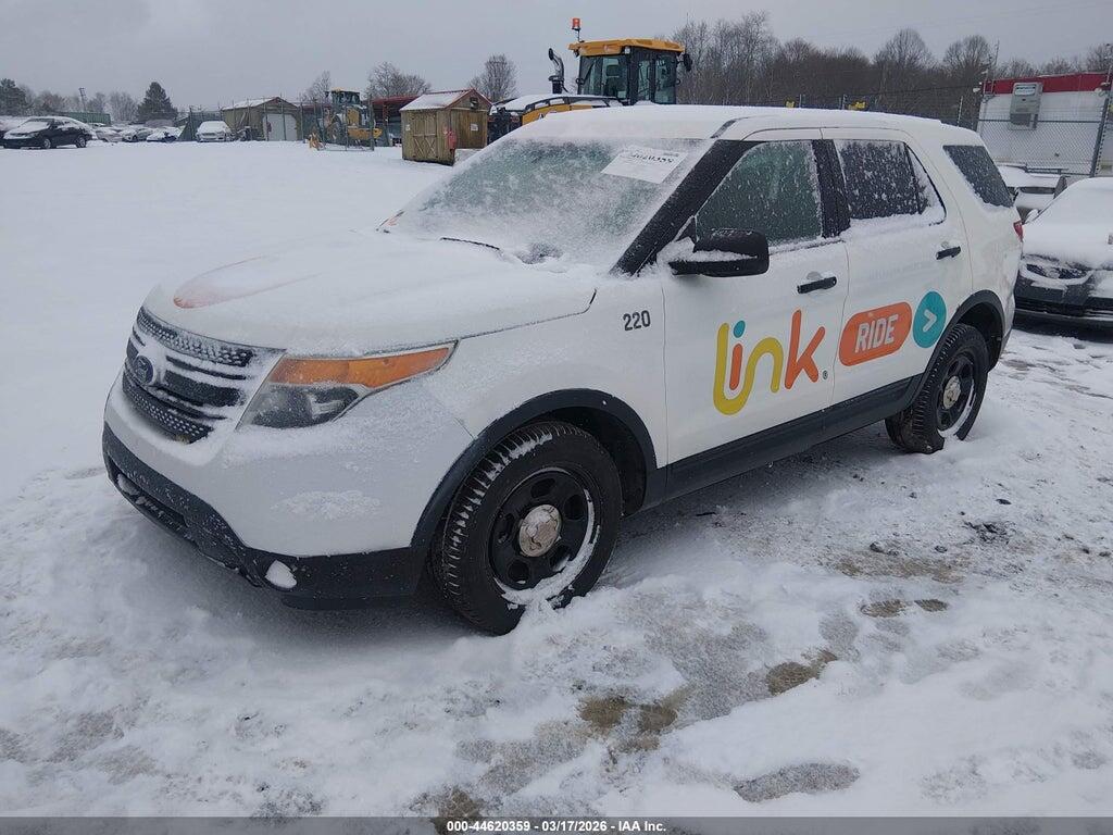 1FM5K8AR0DGA38509 2013 FORD UTILITY POLICE INTERCEPTOR photo no. 2