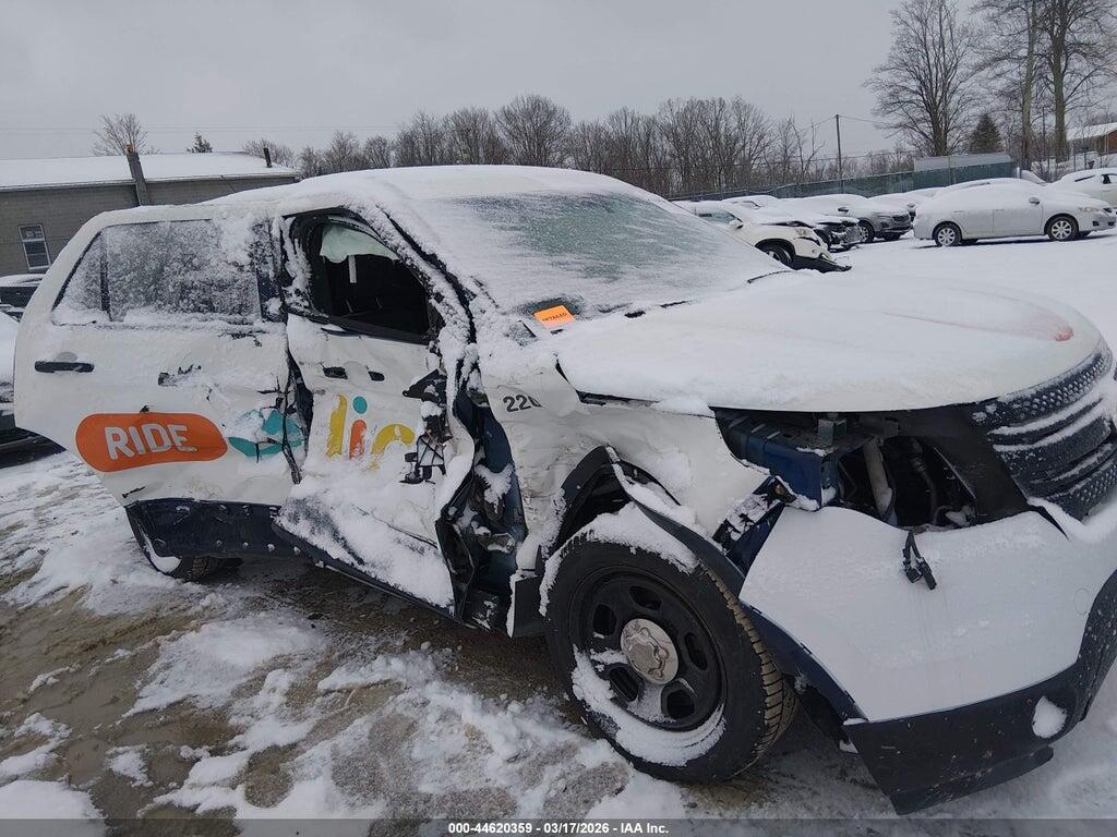 1FM5K8AR0DGA38509 2013 FORD UTILITY POLICE INTERCEPTOR photo no. 6
