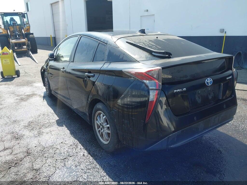 JTDKBRFU0J3060216 2018 TOYOTA PRIUS photo no. 3