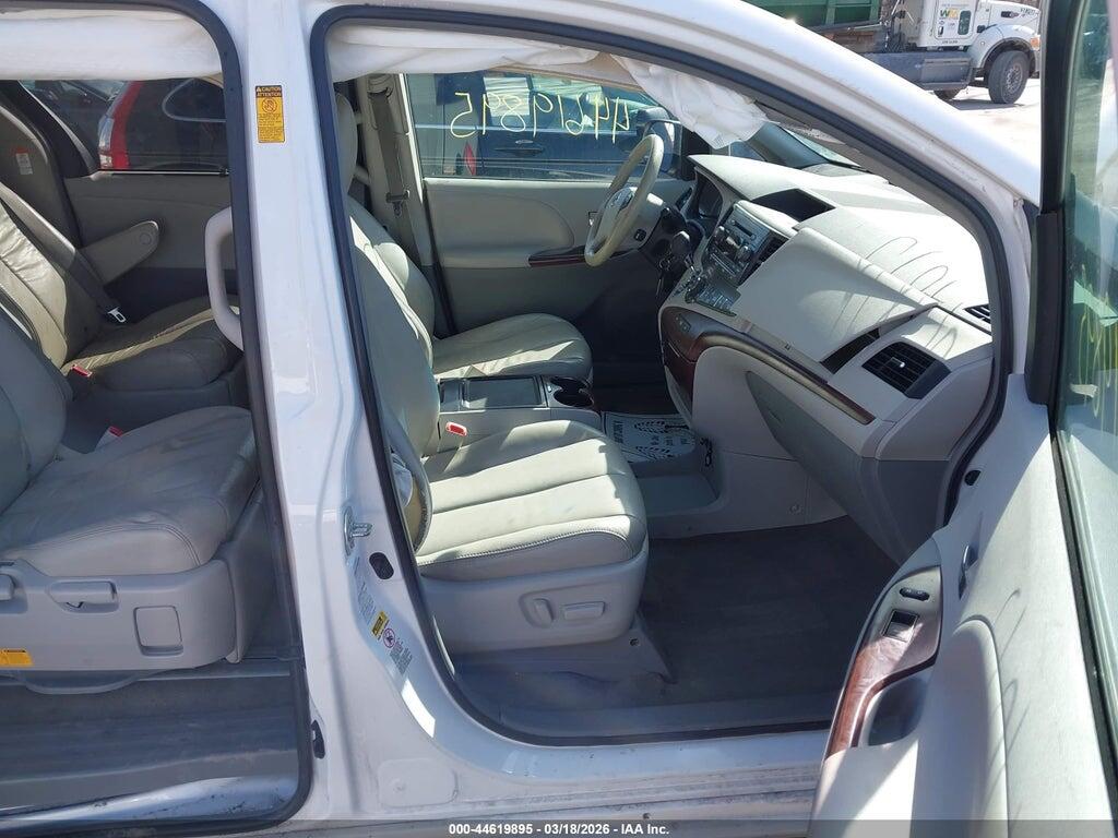 5TDDK3DC5DS059176 2013 TOYOTA SIENNA photo no. 5