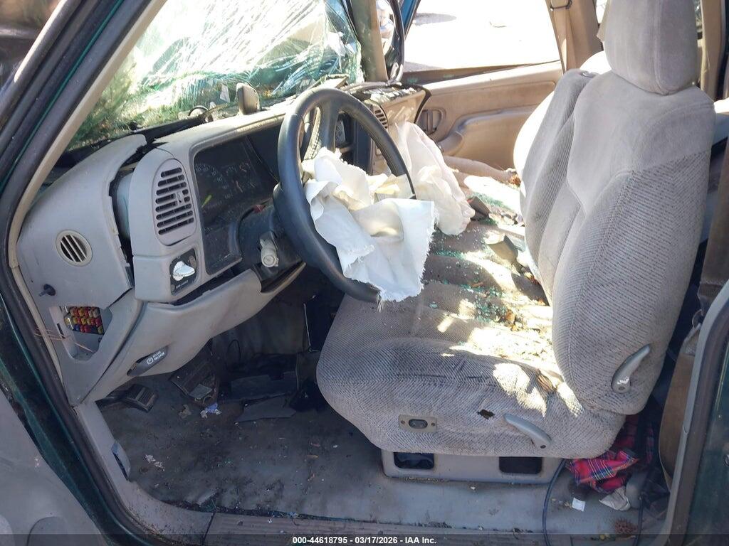 2GCEC19M8W1204714 1998 CHEVROLET C1500 photo no. 5